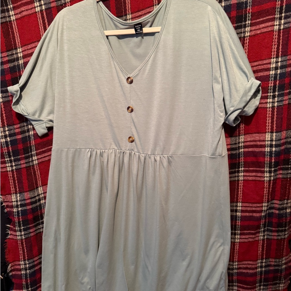 SHEIN Gray Curve OXL Top